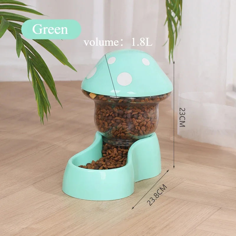 I YAN cat automatic feeder and water dispenser with large capacity, cute mushroom design, pet food container and water storage bowl
