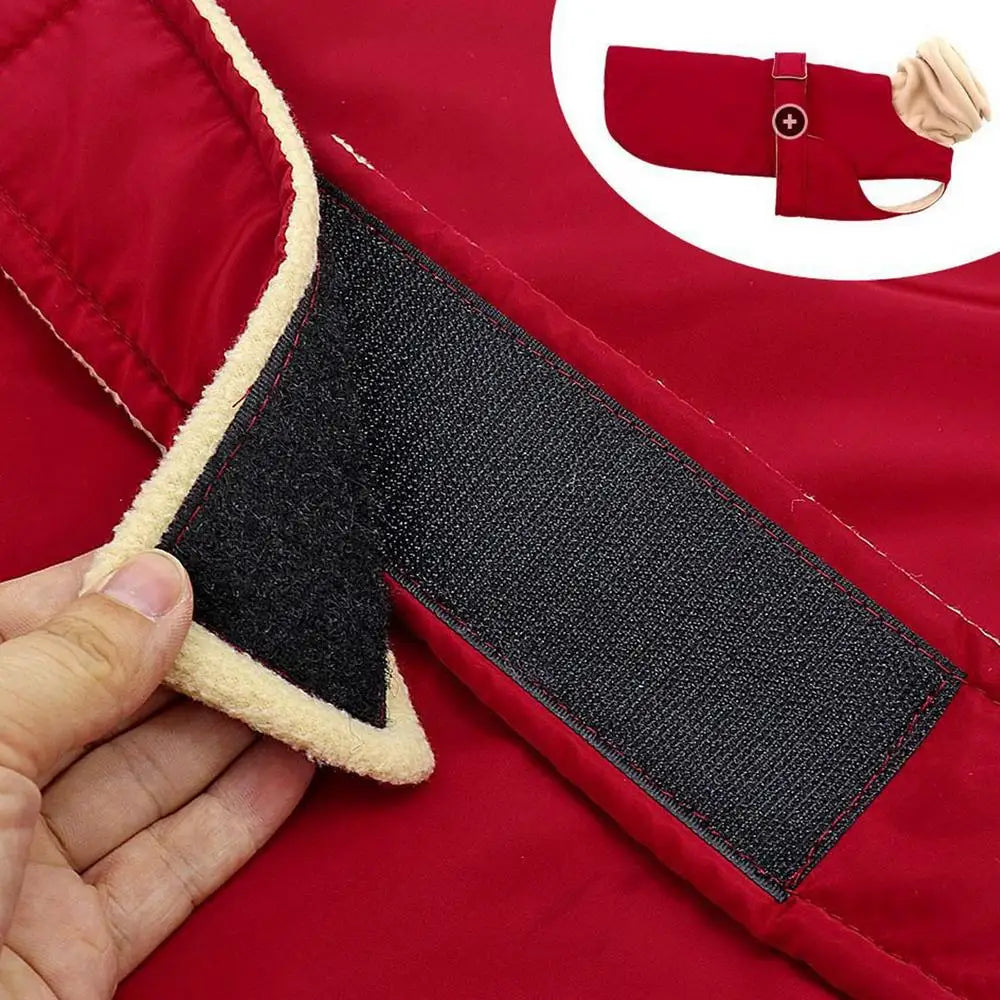 I YAN waterproof dog turtleneck sweater with thermal, thickened fabric, designed for cold weather and cozy pet warmth.
