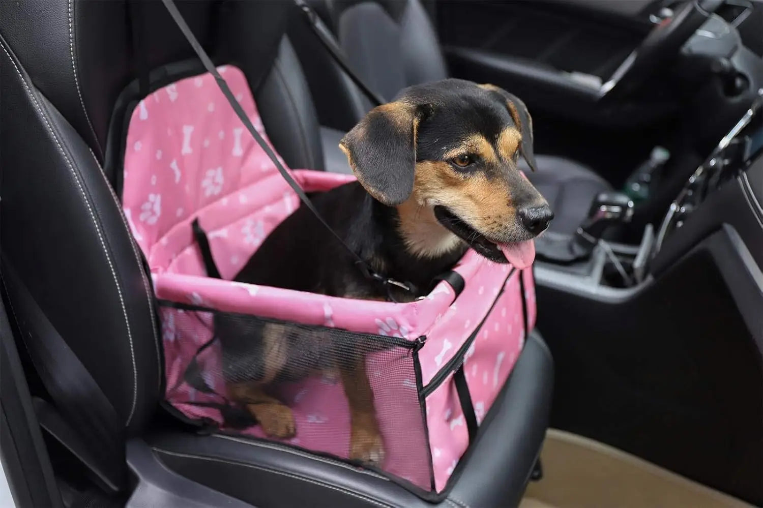 Pet Foldable And Portable Safety Seat Bag, Breathable And Not Stuffy In Summer, Suitable for Pet Travel Bags When Taking A Car For Small Medium Dogs Non-Slip Portable Travel Mat & Safety Bag