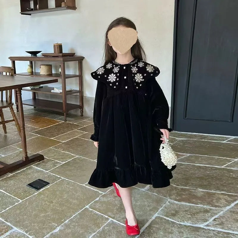 Fashion Girl Dress Thicken Velour Embroidery Sweet Kids Dress Long Sleeves Black Children Christmas Princess Dress