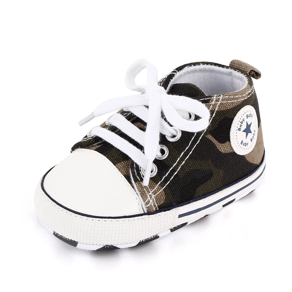 I YAN baby canvas sneakers for boys and girls, soft sole, non-slip toddler shoes perfect for first steps and casual walking.