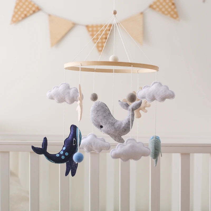 Crochet Stars Baby Crib Mobile – Wooden Bed Bell Hanging Toy for Newborns 0-12M - I YAN