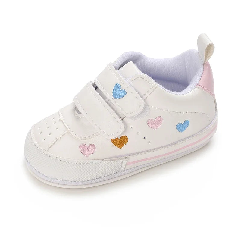 Cute soft sole baby girl crib shoes by I YAN, toddler prewalker sneakers for infants aged 0-18 months, perfect for first steps.