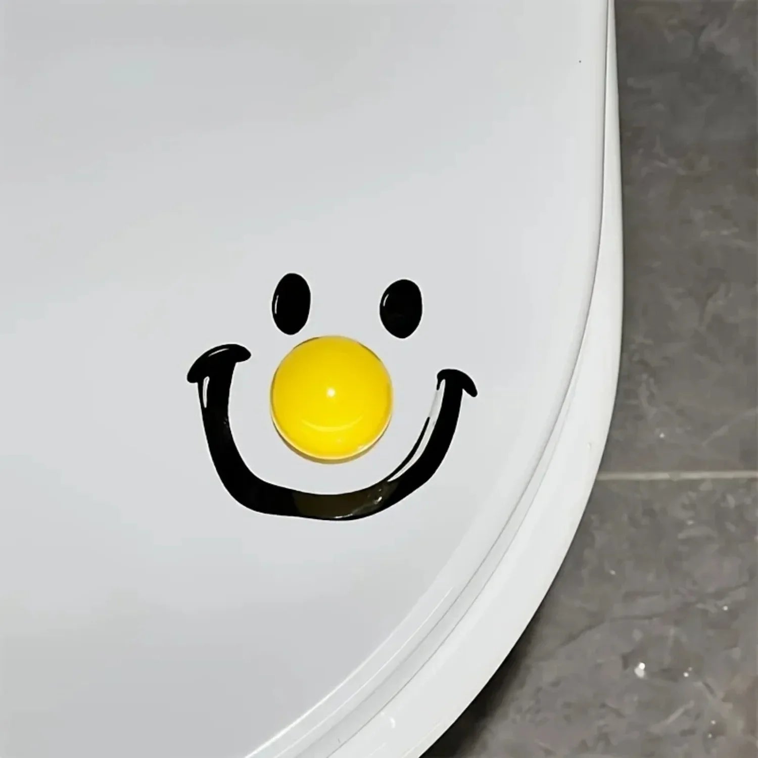 Contemporary Style Dopamine Smile Ball Toilet Lid Lifter, Round Shape, Handheld Toilet Seat Cover Opener for Bathroom