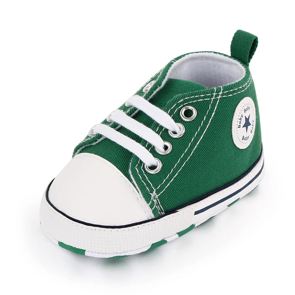 I YAN baby canvas sneakers for boys and girls, soft sole non-slip toddler shoes for first walkers and casual wear.