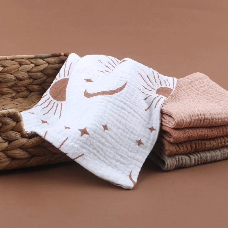 Set of 5 I YAN square cotton baby face towels and burp cloths, soft, absorbent, and gentle for kids' feeding and cleaning.