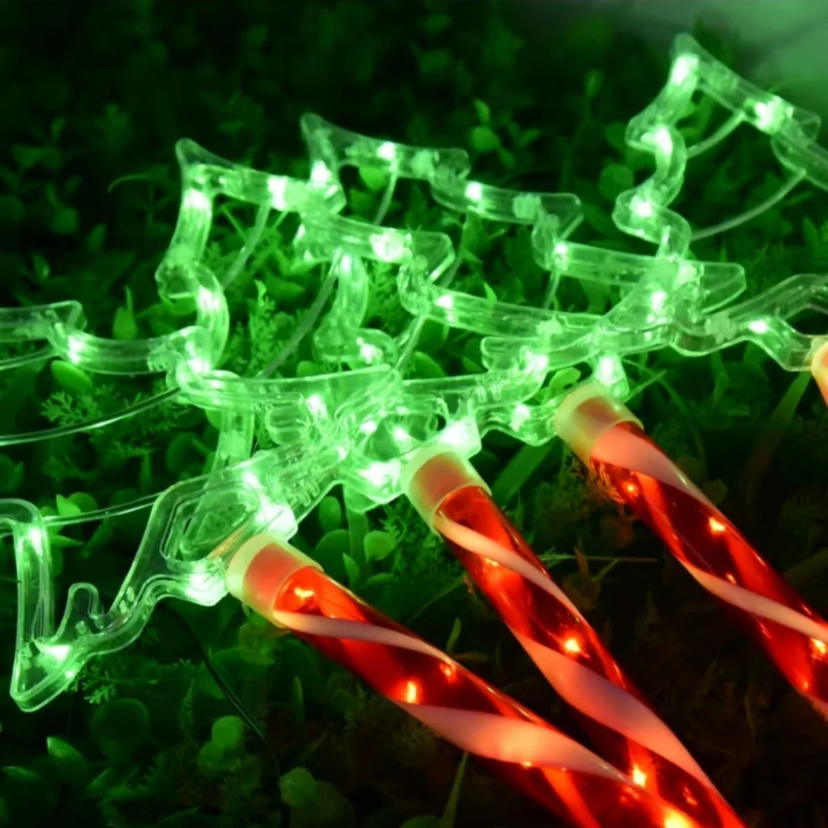 LED solar Christmas tree ground mounted lights suitable for courtyard and path atmosphere decoration lights, set of 5 pieces