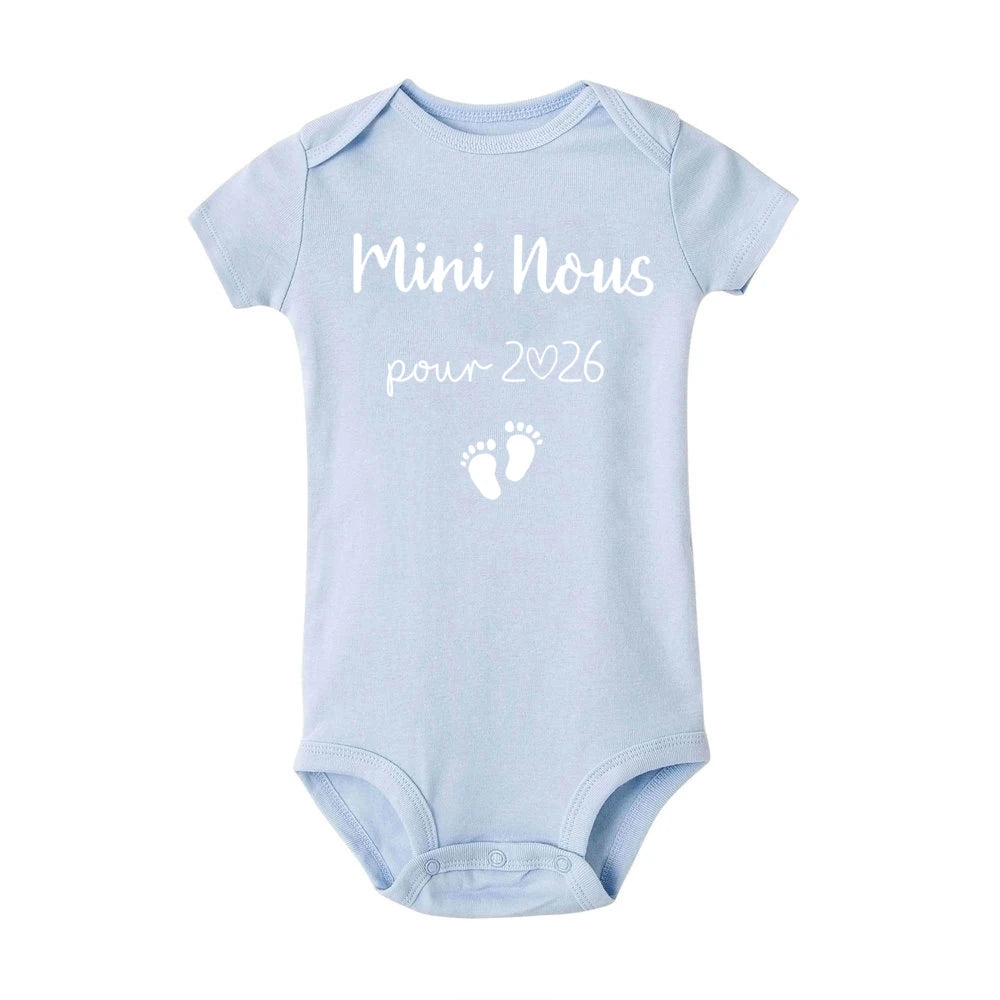 Mini Us in 2026 Print Baby Romper Casual Short Sleeve Infant Jumpsuit Boys Girls Bodysuit Summer Pregnancy Announcement Clothes