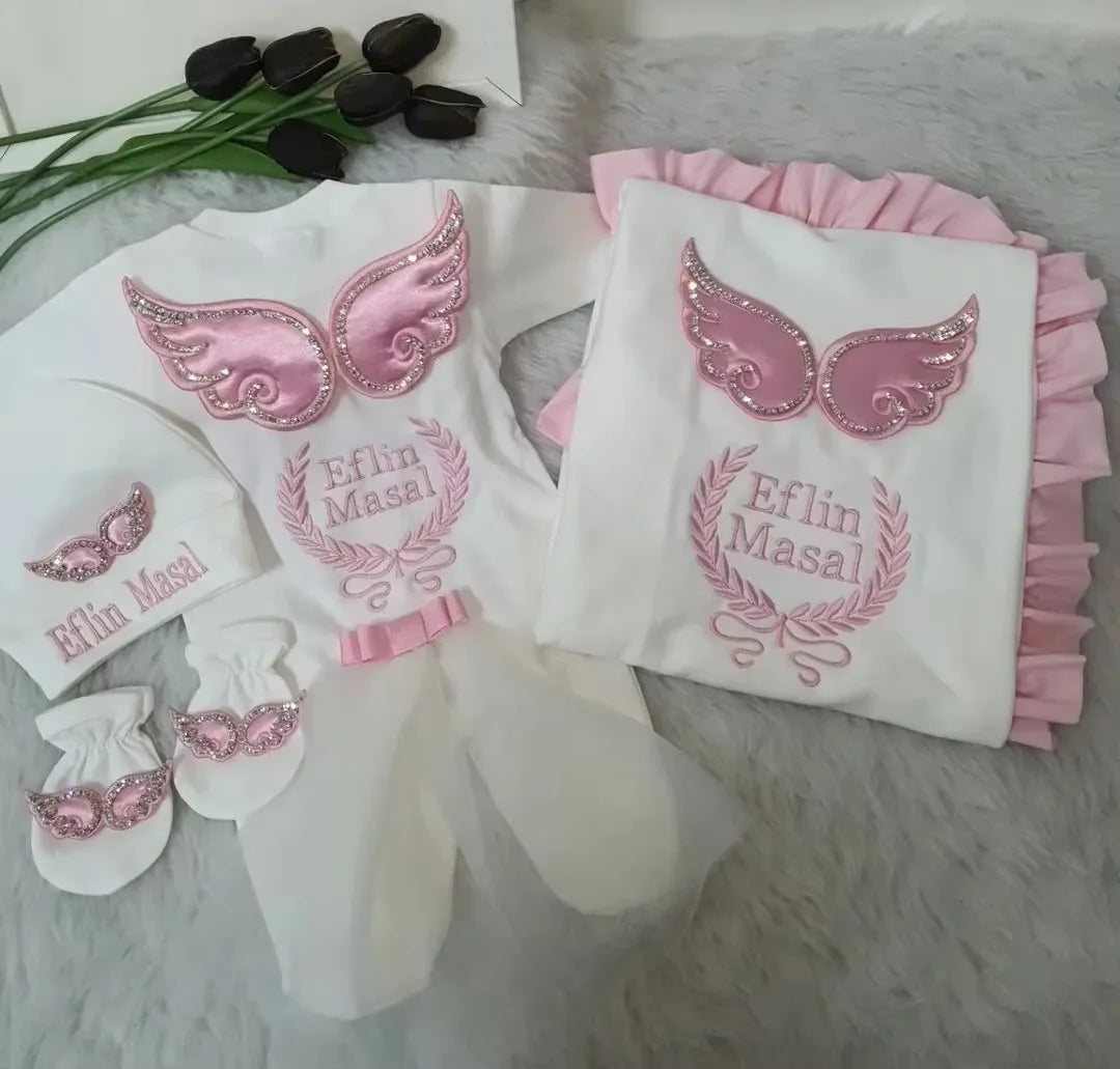 Personalized Angel Wings Newborn Gift Set – 5-Piece Embroidered Cotton Layette - I YAN