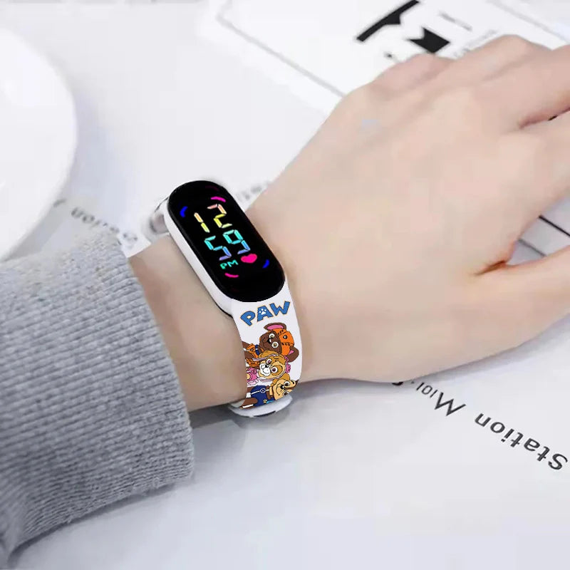 I YAN LED touch screen digital kids' wristwatch with silicone strap, sports style, suitable for children and students