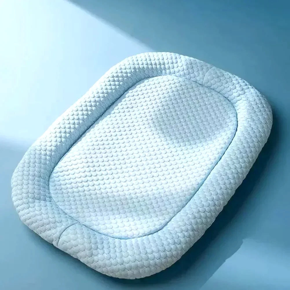 Ice Silk Cooling Dog Bed, Summer Pet Cushion Sleep Nest, Breathable Cool Mat Portable Pet Kennel for Small Medium Large Dog Cat