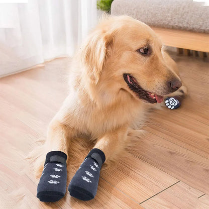 I YAN anti-slip dog socks 4-pack showing strong grip paw protectors designed to prevent licking and scratching.