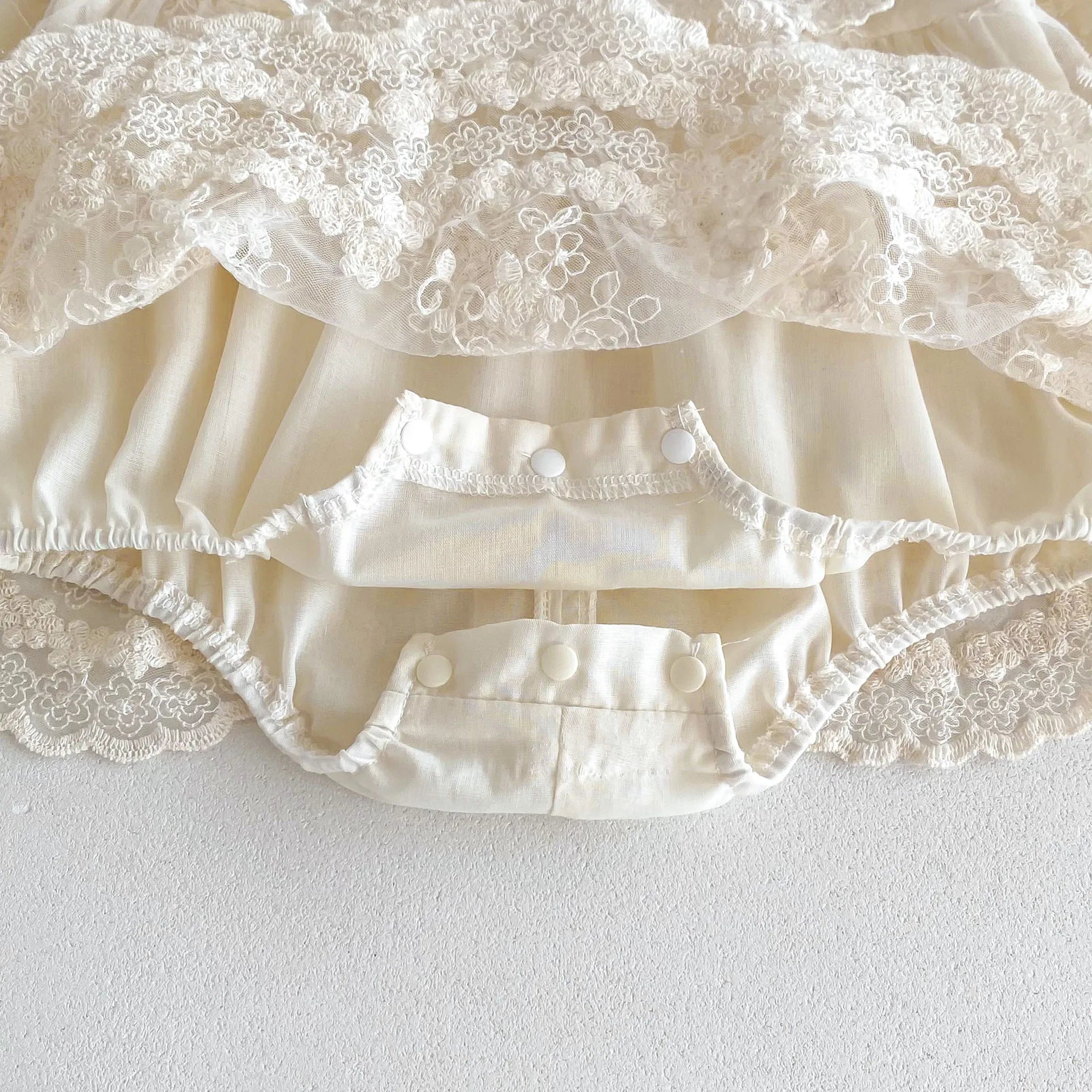 2026 Spring New Baby Girls Bodysuit Toddler Girl Princess Dress Infant Lace Embroiery Onesies Newborn Girls Clothing