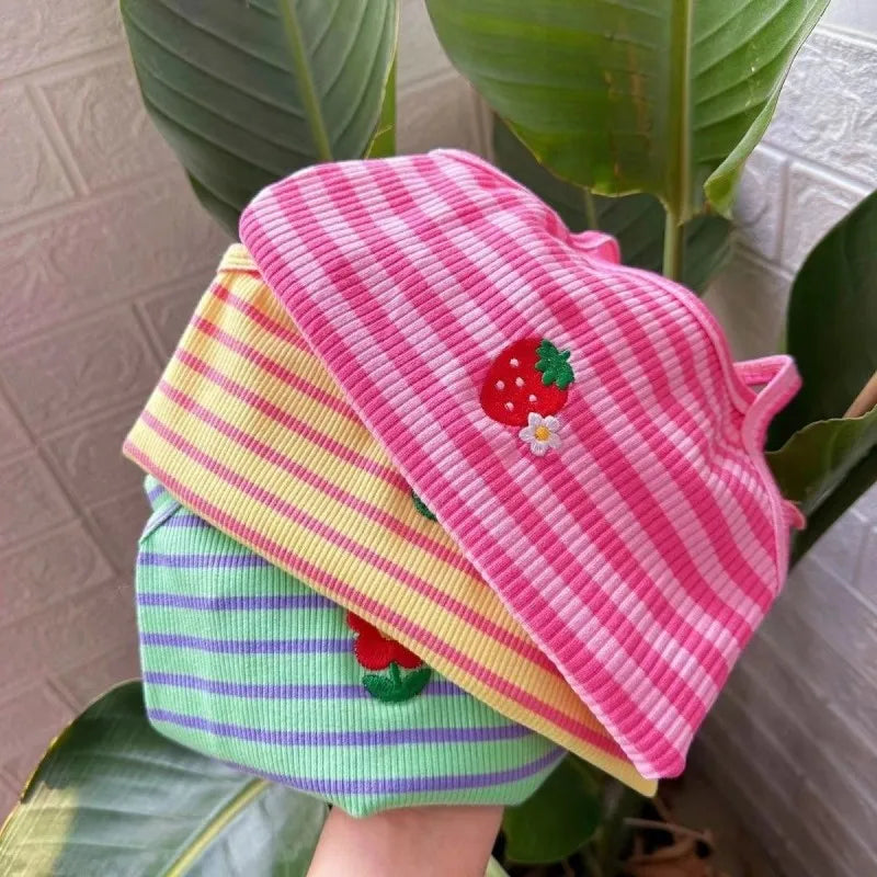 Dog Vest Cooling Summer Puppy Clothes Cute Strawberry Print Floral Dog Tshirt Pet Suspenders Chihuahua Bichon Vests Dog Supplies