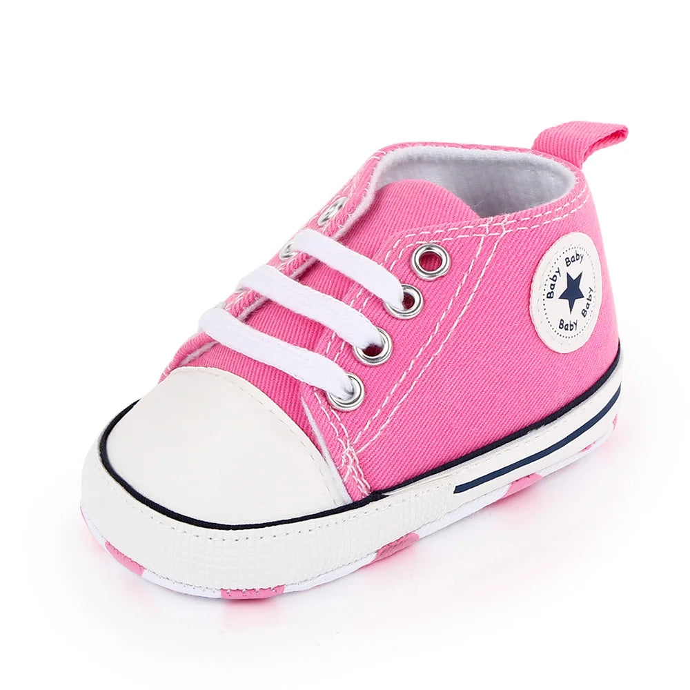 I YAN baby canvas sneakers for boys and girls, soft sole, non-slip toddler shoes for first walkers and casual wear.