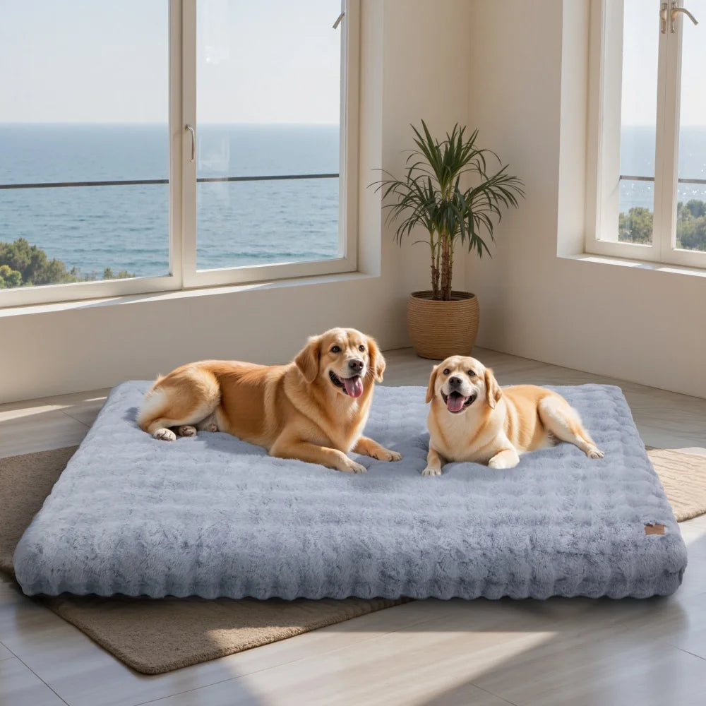 Large I YAN ultra plush dog bed with soft, washable cushion and mattress for large dogs and puppies in a pet crate.