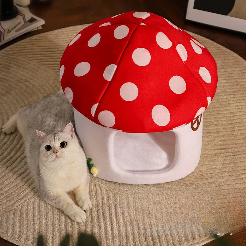 I YAN mushroom cat bed with scratching surface, cozy enlarged space for cats to relax and stretch in a soft, comfortable design.