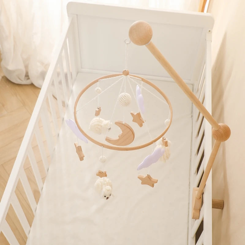 Cartoon Bee Baby Crib Mobile – Wooden Bed Bell Rattle Toy for Newborns 0-12M - I YAN