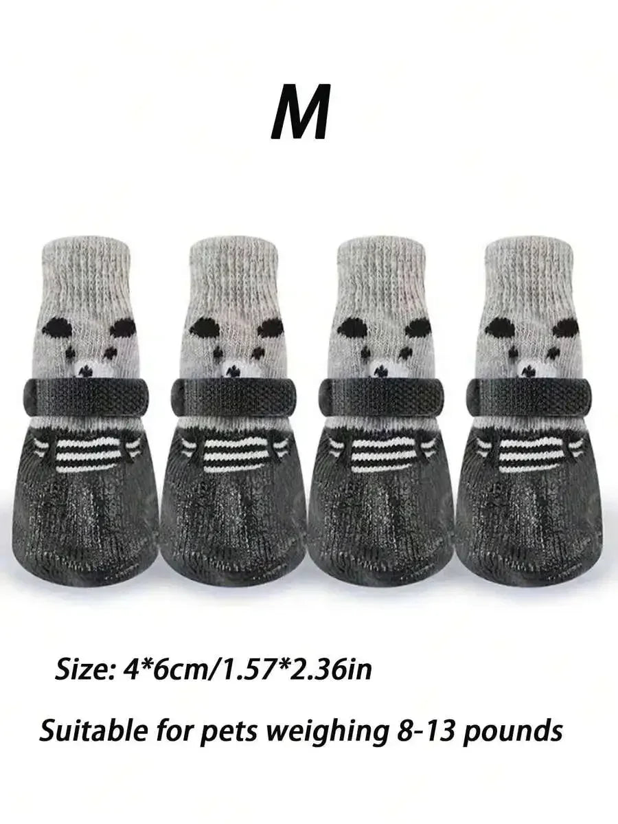 Waterproof non-slip pet socks for dogs and cats, I YAN 4-pack outdoor paw protectors with grip soles on a white background.