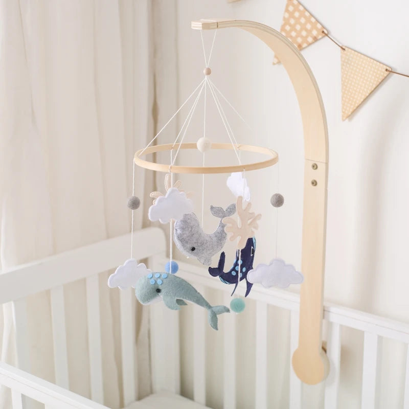 Crochet Stars Baby Crib Mobile – Wooden Bed Bell Hanging Toy for Newborns 0-12M - I YAN
