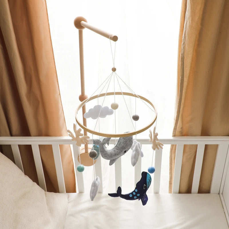 Crochet Stars Baby Crib Mobile – Wooden Bed Bell Hanging Toy for Newborns 0-12M - I YAN