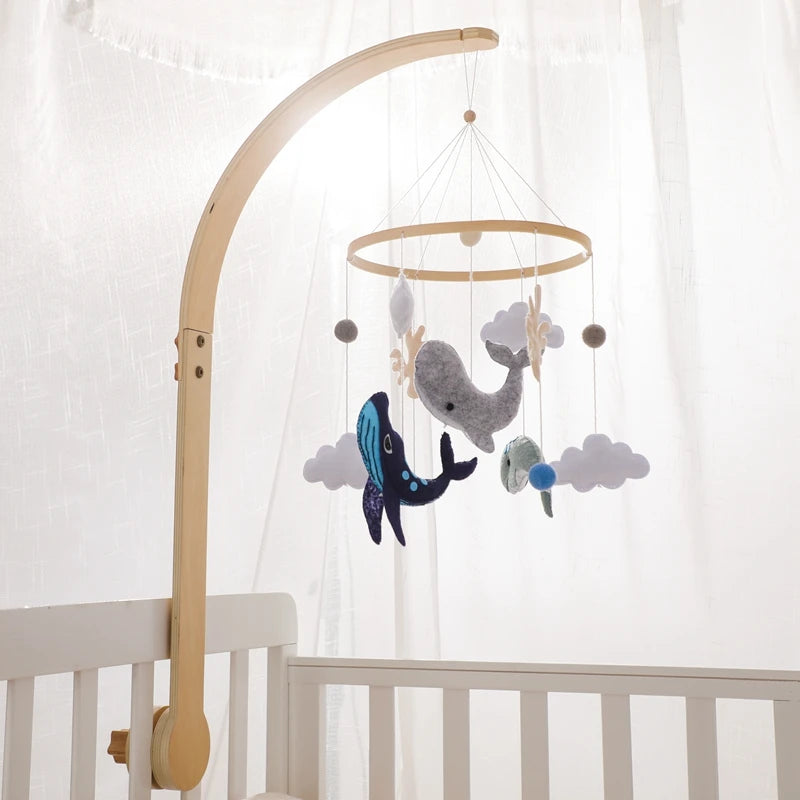 Crochet Stars Baby Crib Mobile – Wooden Bed Bell Hanging Toy for Newborns 0-12M - I YAN