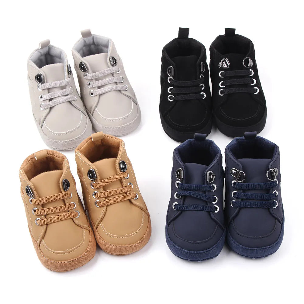 I YAN baby casual ankle-covered toddler boots for 0-1 years, outdoor prewalking shoes for little boys with soft sole and cozy design.