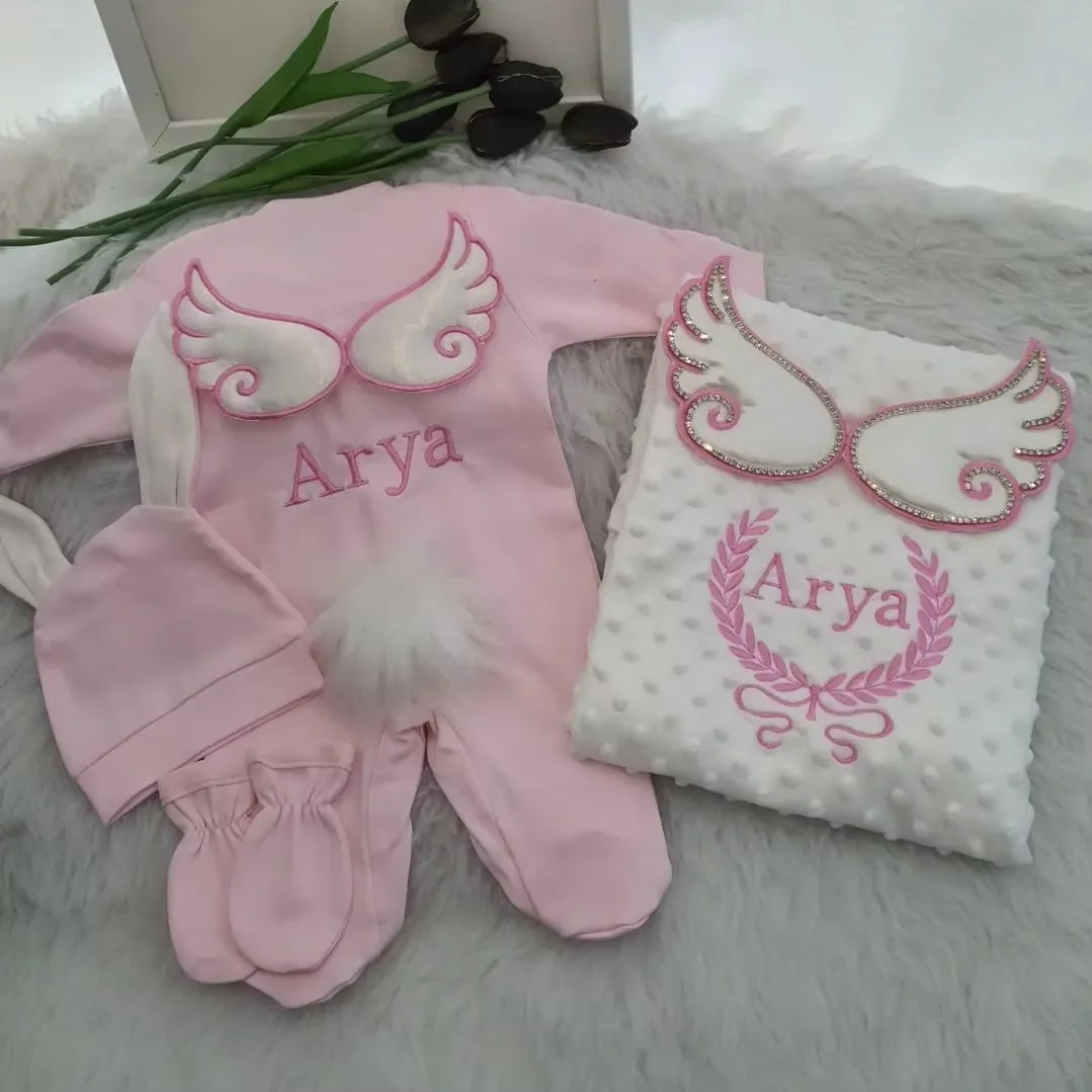 Personalized Angel Wings Newborn Gift Set – 5-Piece Embroidered Cotton Layette - I YAN