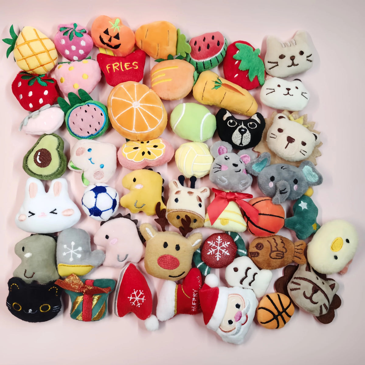 Cute plush cat toy set with catnip, scented mini chew toys for kittens, designed for teeth grinding and play by I YAN.