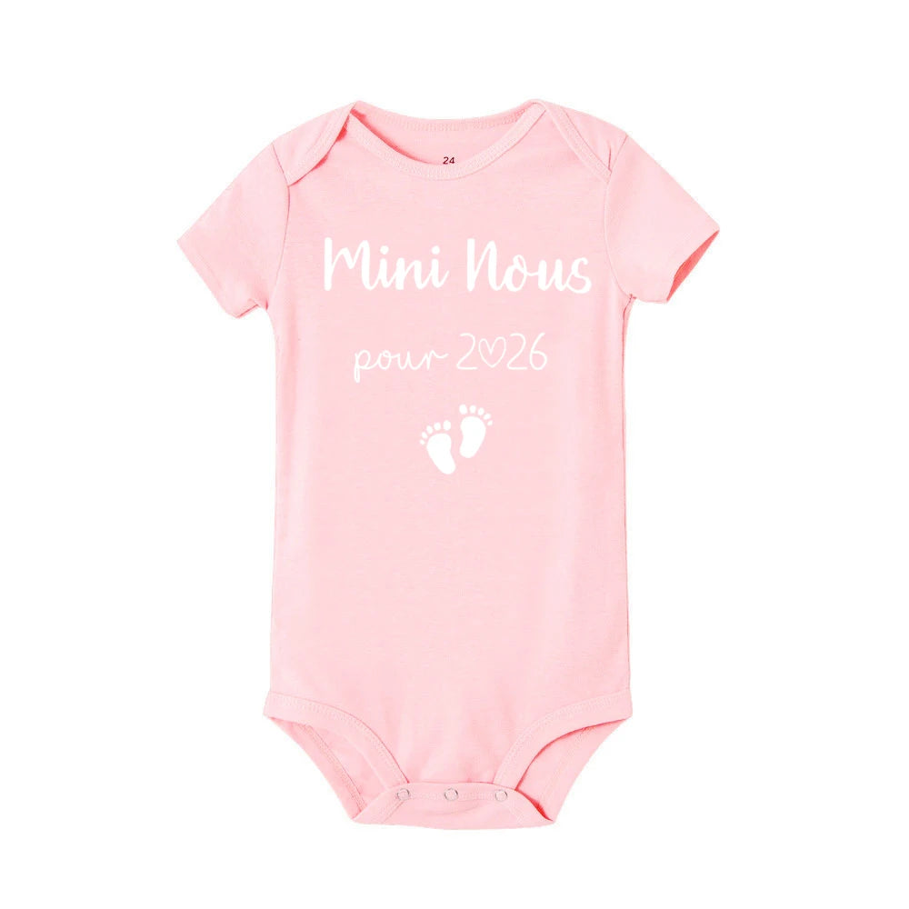 Mini Us in 2026 Print Baby Romper Casual Short Sleeve Infant Jumpsuit Boys Girls Bodysuit Summer Pregnancy Announcement Clothes