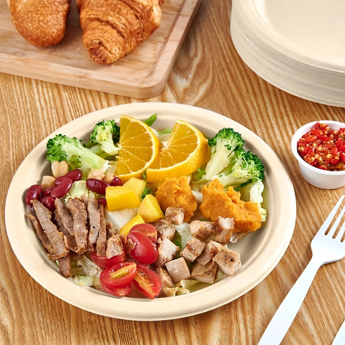 50pcs 6 Inch Thickened Disposable Paper Plates - Leak-Resistant, and Convenient Food Containers for Snacks, Restaurant Events