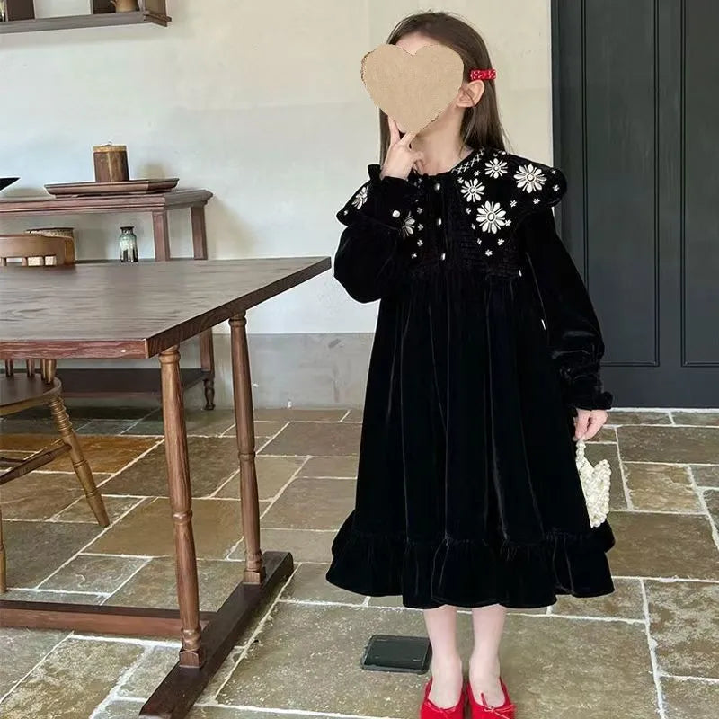 Fashion Girl Dress Thicken Velour Embroidery Sweet Kids Dress Long Sleeves Black Children Christmas Princess Dress