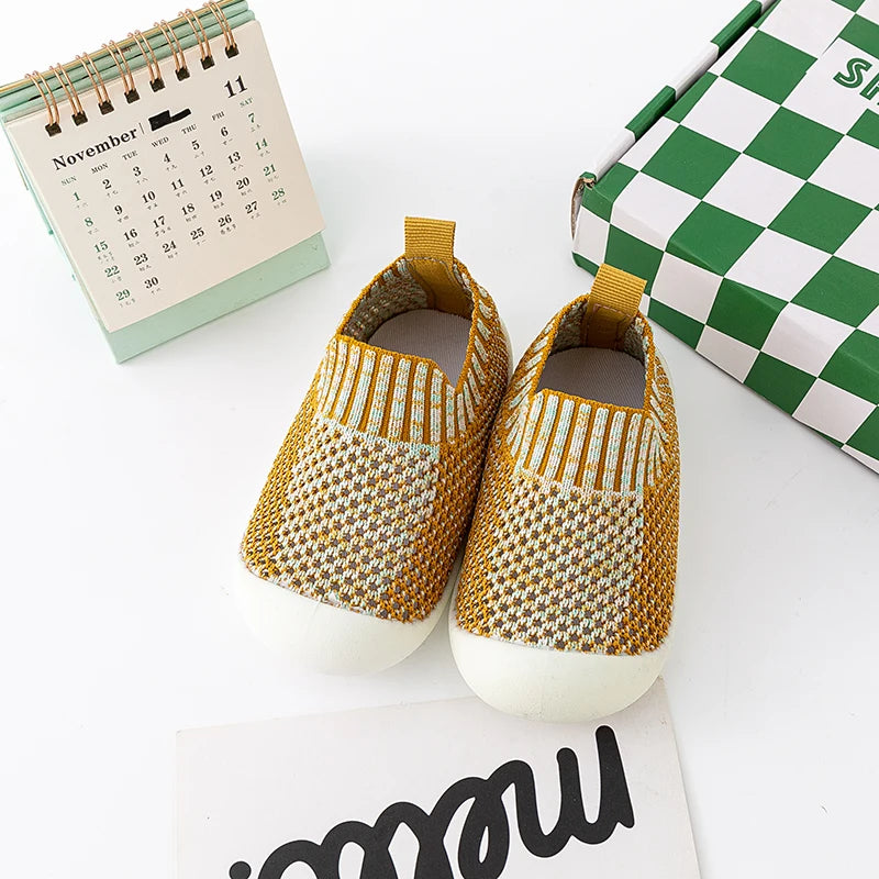 Spring Summer Baby First Walker Mesh Knitted Infant Toddler Shoes Non-Skid Bottom Kids 0-3T Girls Boys Slip-On Casual Sneakers