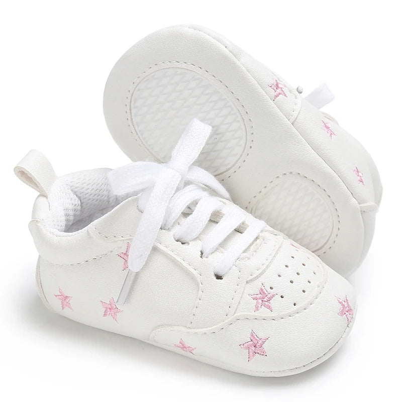 Cute infant baby girl casual sneakers with soft soles from I YAN, perfect for prewalker toddlers aged 0-18 months.