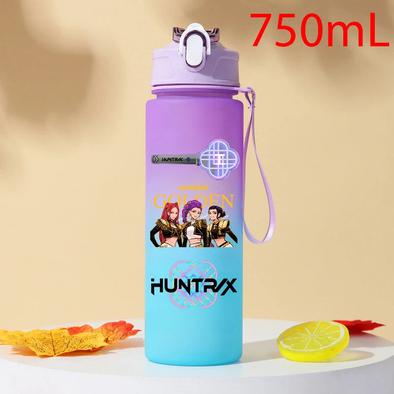 I YAN Demon Hunters 750ml plastic water bottle featuring graphic design, ideal for fans of warrior-themed drinkware.