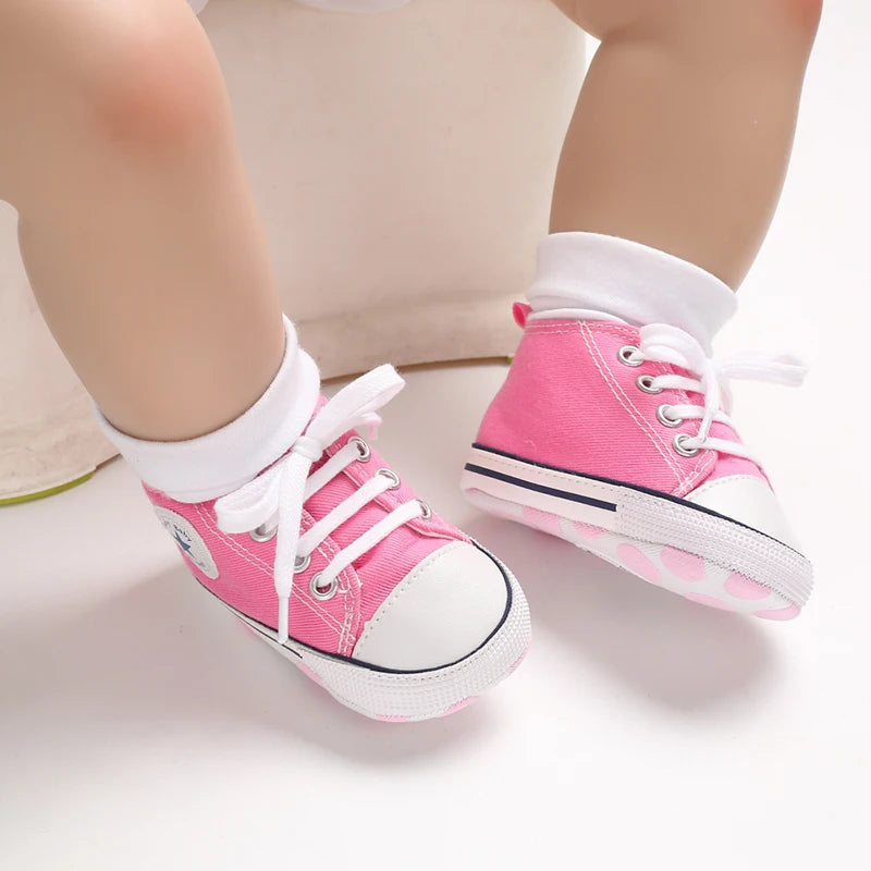 I YAN infant toddler baby canvas sneakers with anti-slip soles, featuring star design for first walkers and young children's comfort.