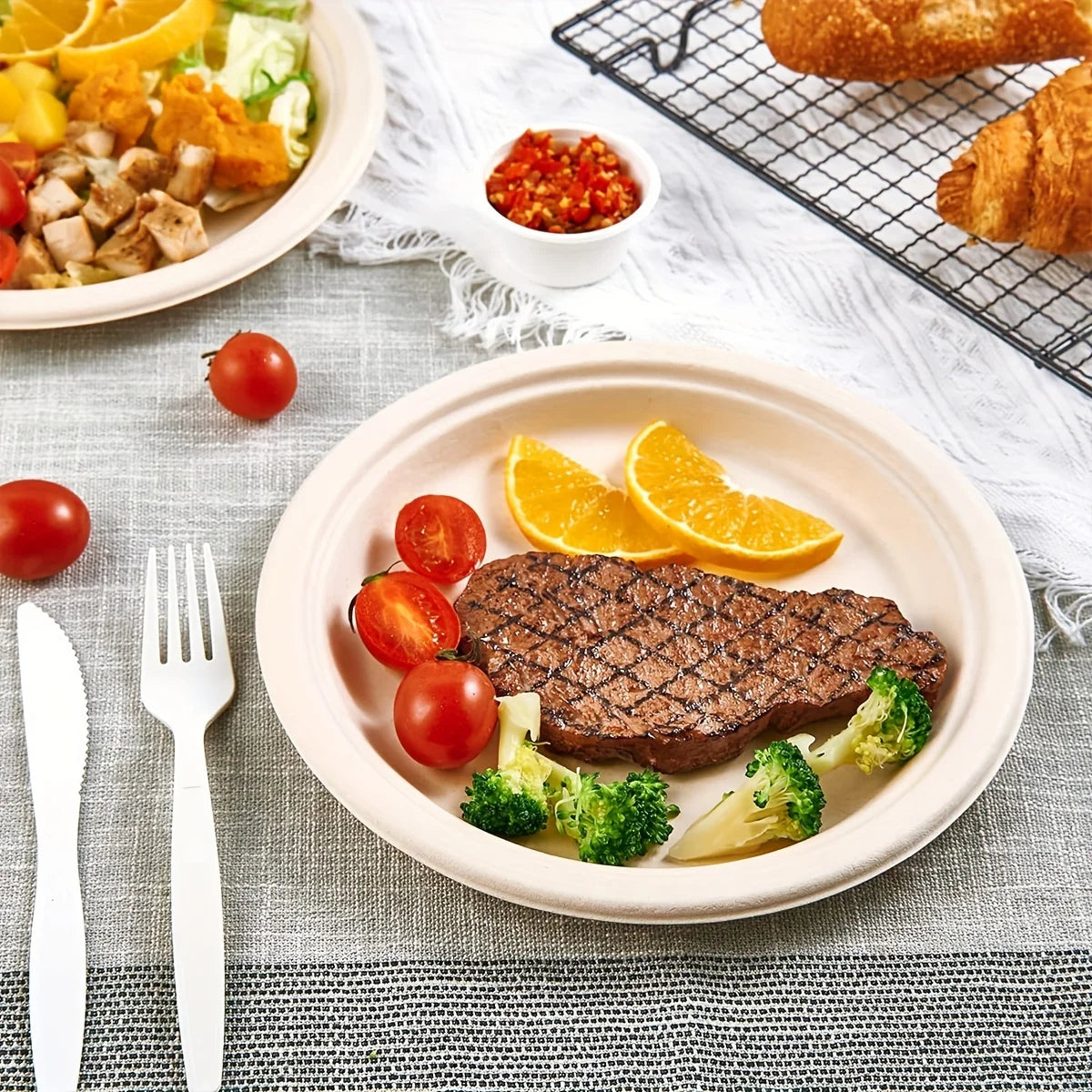 50pcs 6 Inch Thickened Disposable Paper Plates - Leak-Resistant, and Convenient Food Containers for Snacks, Restaurant Events