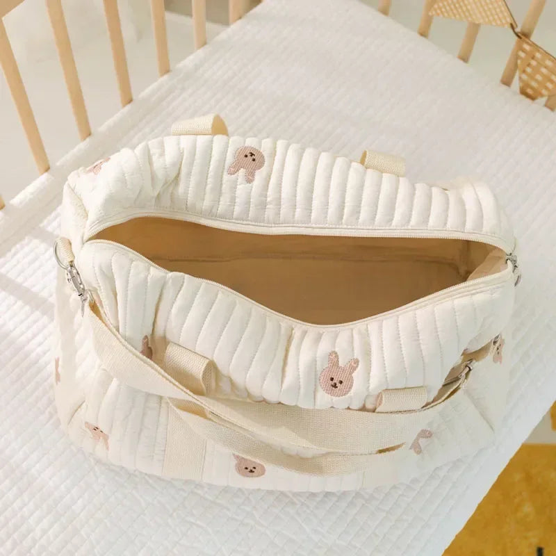 I YAN Mommy Bag Bear maternity diaper bag with stroller straps and multiple compartments, portable baby nappy organizer and travel tote
