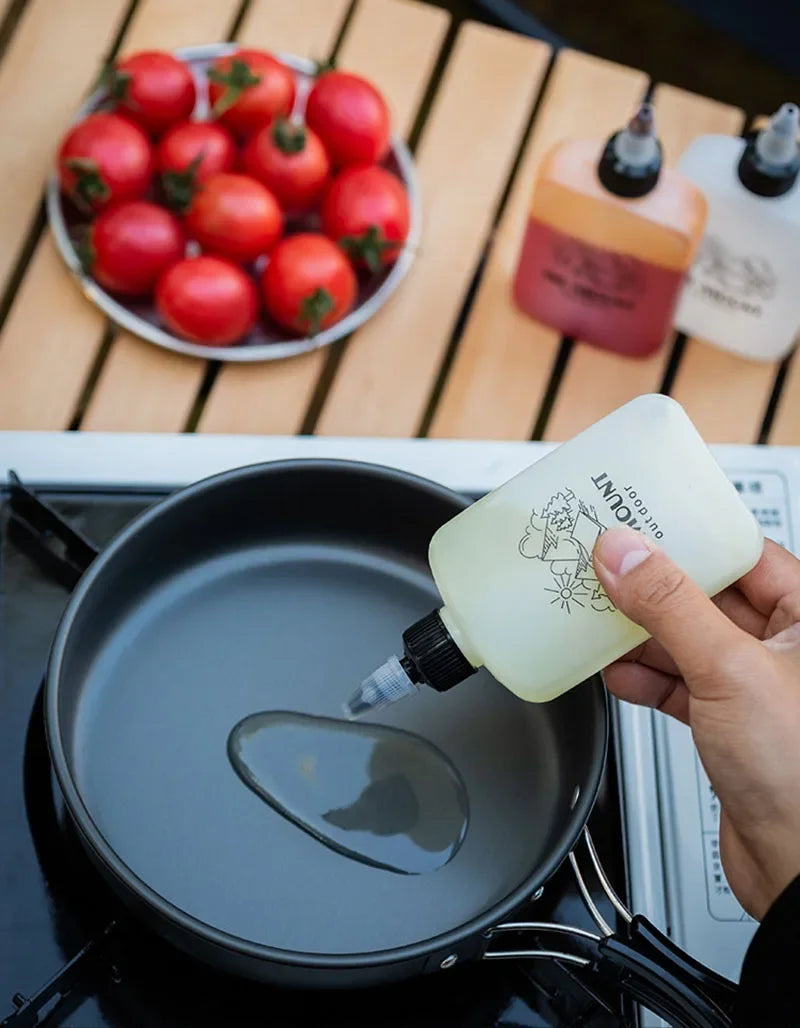 1/3Pcs 120ml Outdoor BBQ Seasoning Bottle Oil Dispenser Bottle Condiment Container Seasoning Squeeze Bottle for Camping Supplies