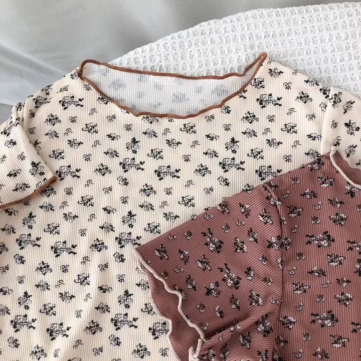 Kids' summer casual T-shirt and pants set by I YAN, featuring a flower print round neck short sleeve top and comfortable pants.