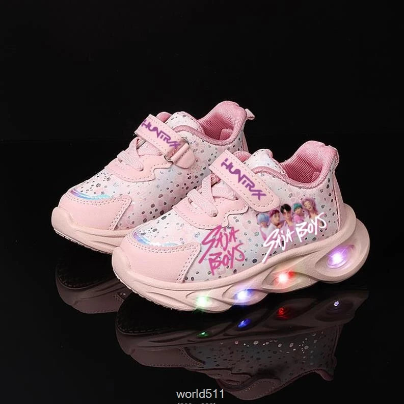 Children's LED Shoes Kpop Demon Hunter Light Up Sneakers Kids Mesh LED Shoes Flashing Lights Toddler Cartoon Sports Shoes Girls