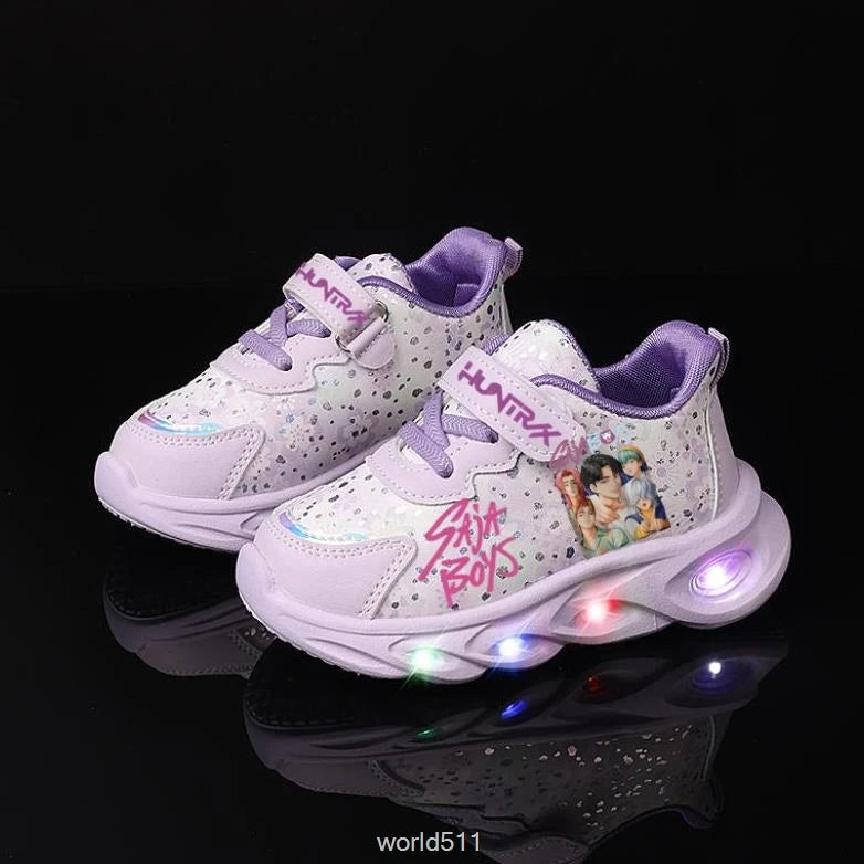 Children's LED Shoes Kpop Demon Hunter Light Up Sneakers Kids Mesh LED Shoes Flashing Lights Toddler Cartoon Sports Shoes Girls