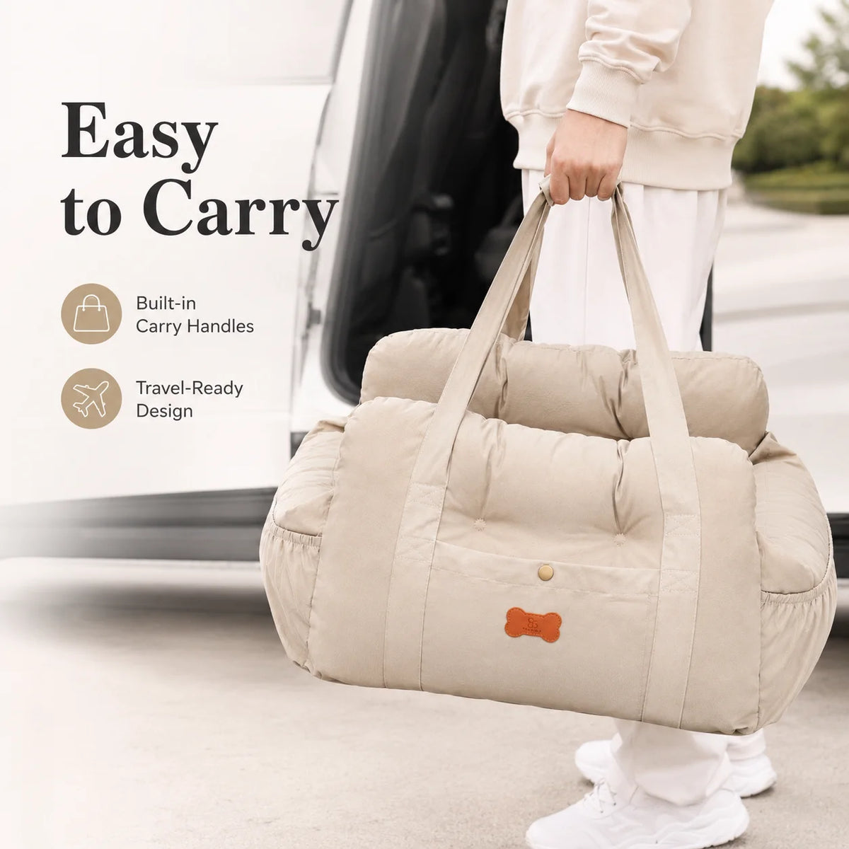 I YAN small dog car seat with plush interior, safety tether, and storage pocket, designed for cozy travel in front or back seat.