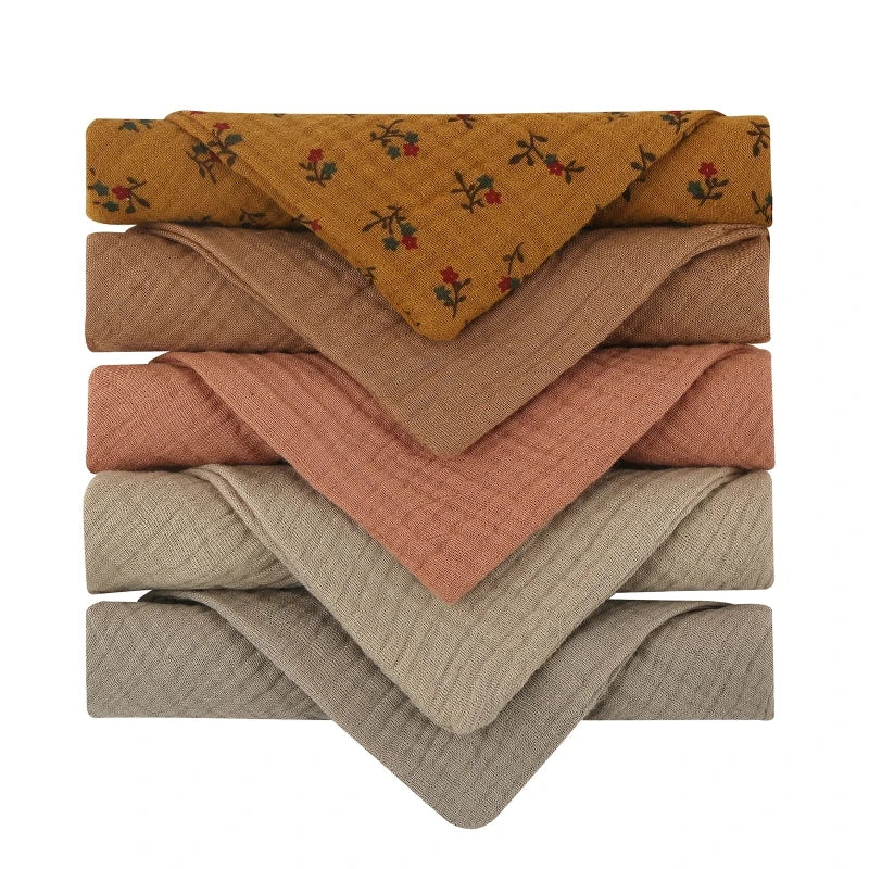 Set of 5 I YAN square cotton baby face towels and burp cloths, soft, absorbent gauze washcloths for kids and infants.