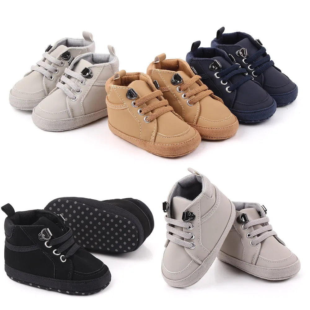 Baby boy casual ankle-covered boots by I YAN for 0-1 year toddlers, outdoor prewalking shoes with soft sole and comfortable fit.