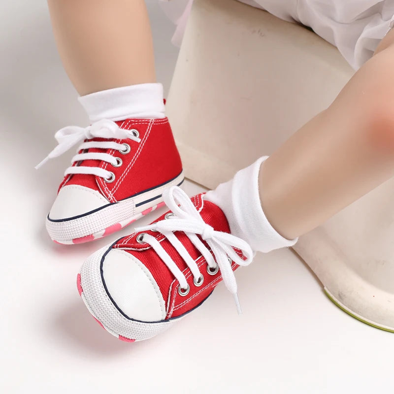 I YAN infant toddler baby canvas sneakers with anti-slip soles, star design, ideal for first walkers, for boys and girls.