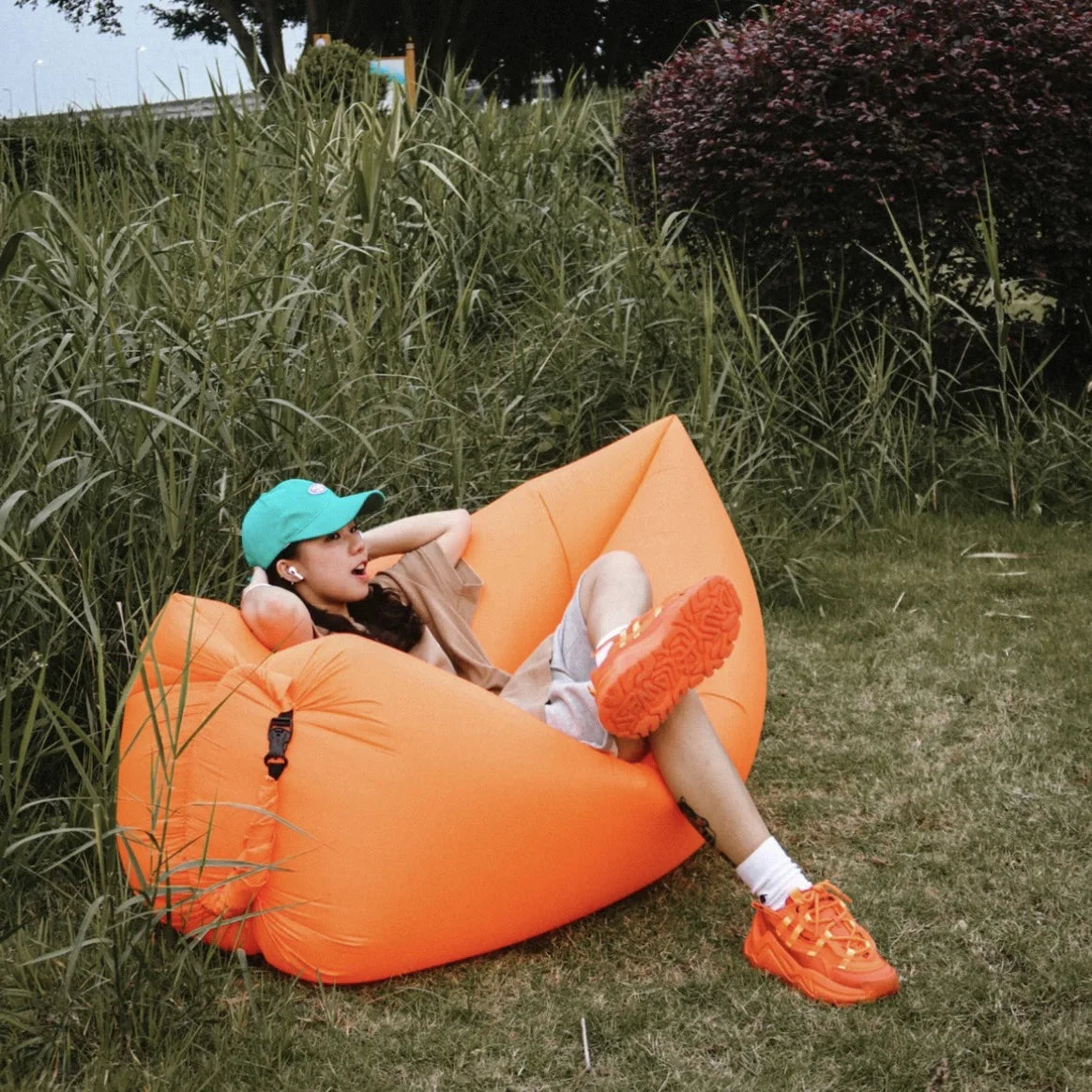 Fast Inflatable Sofa Camping Air Lounger Beach Sleeping Bag Portable Foldable Air Sofa For Travel Picnic Outdoor Lazy Bed Chair
