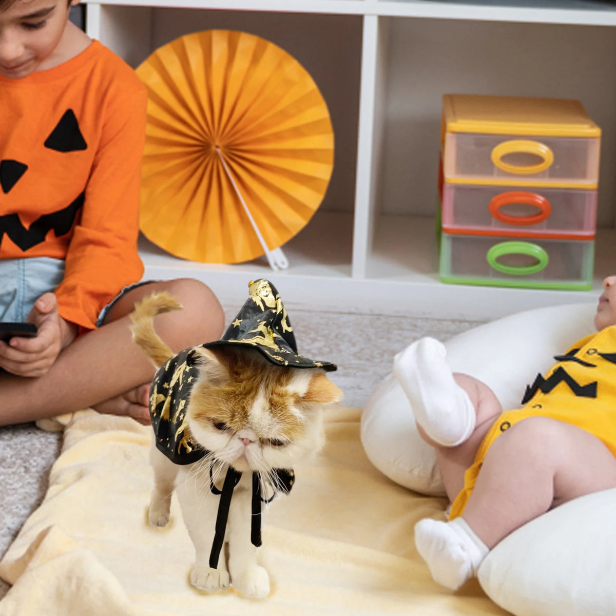 Cat Wizard Costume with Halloween witch hat, cloak, and cape for dogs and cats, by I YAN, perfect for festive dress-up.