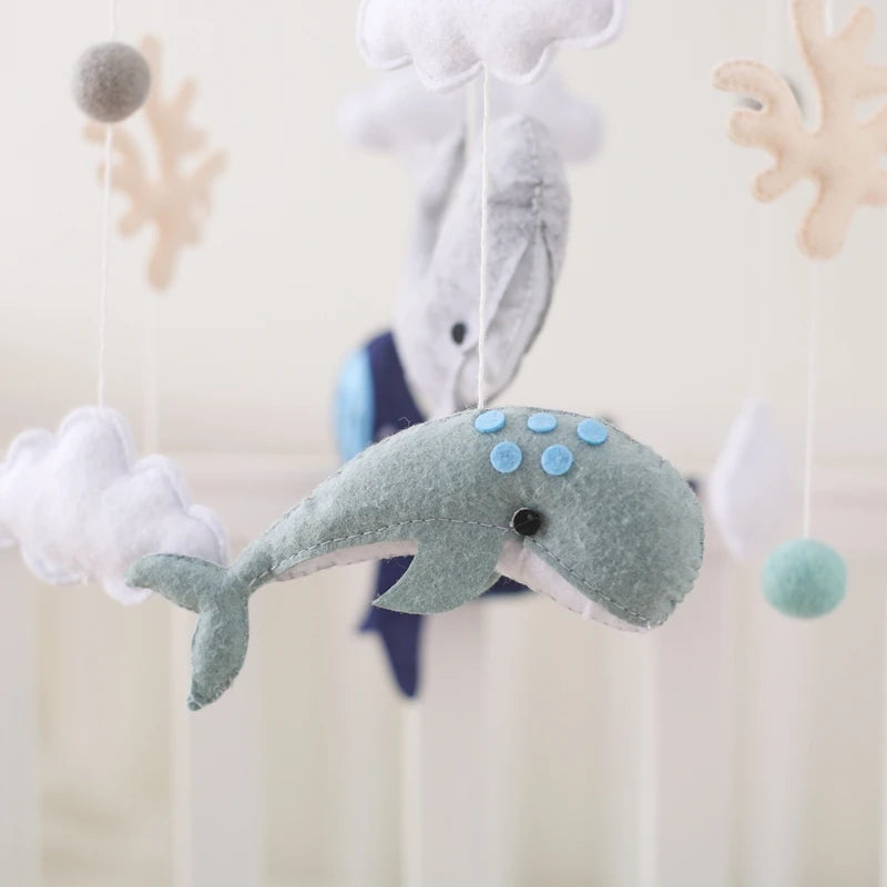 Crochet Stars Baby Crib Mobile – Wooden Bed Bell Hanging Toy for Newborns 0-12M - I YAN