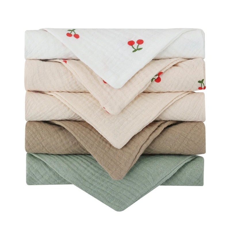 Set of 5 I YAN square cotton baby face towels and burp cloths with soft absorbent gauze, ideal for feeding and cleaning babies.